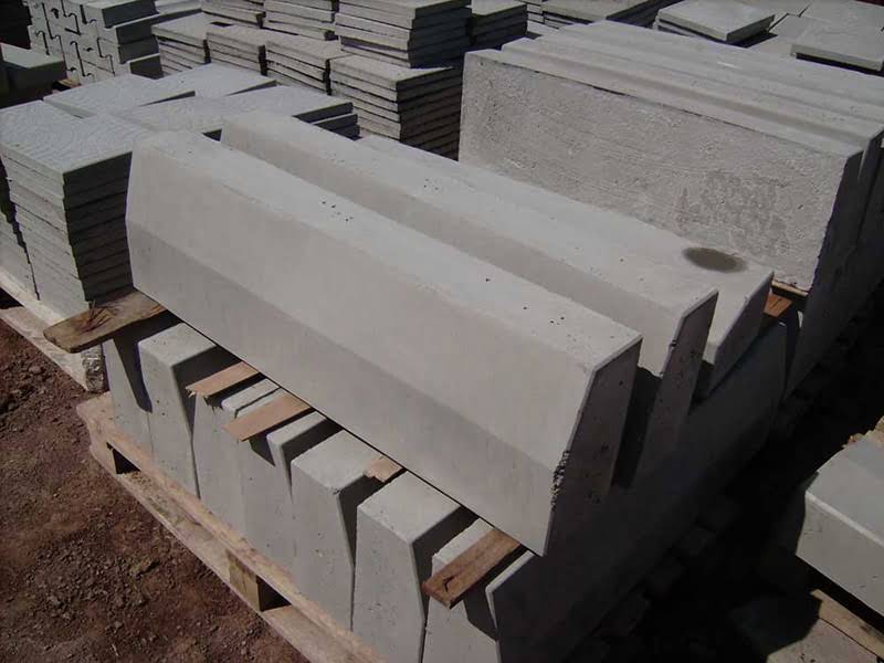 Бордюр дорожный